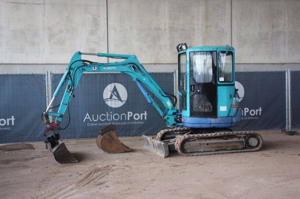 Kettenbagger des Typs Kubota U-35, Gebrauchtmaschine in Antwerpen (Bild 1)