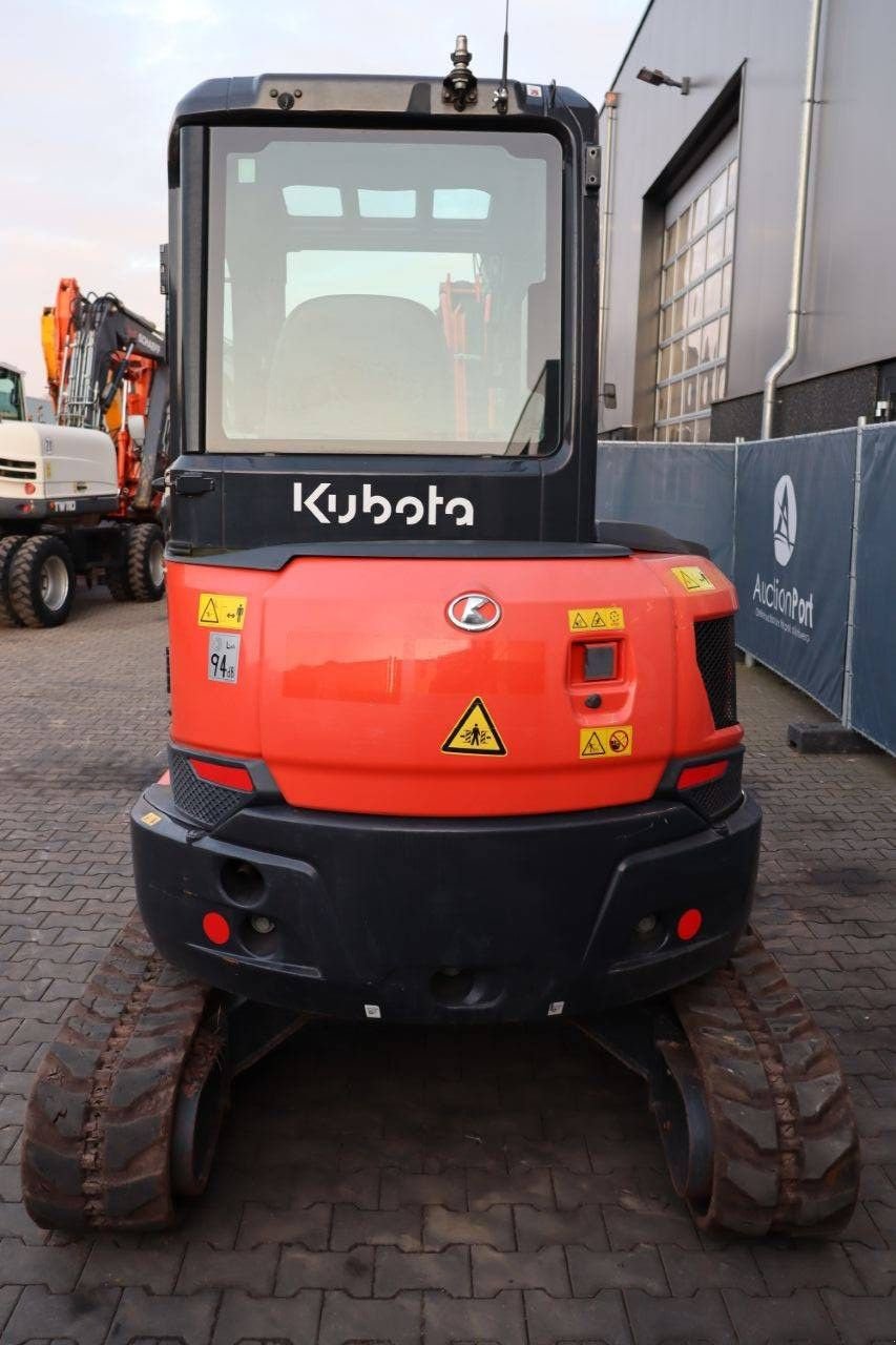 Kettenbagger typu Kubota U36-4, Gebrauchtmaschine w Antwerpen (Zdjęcie 5)