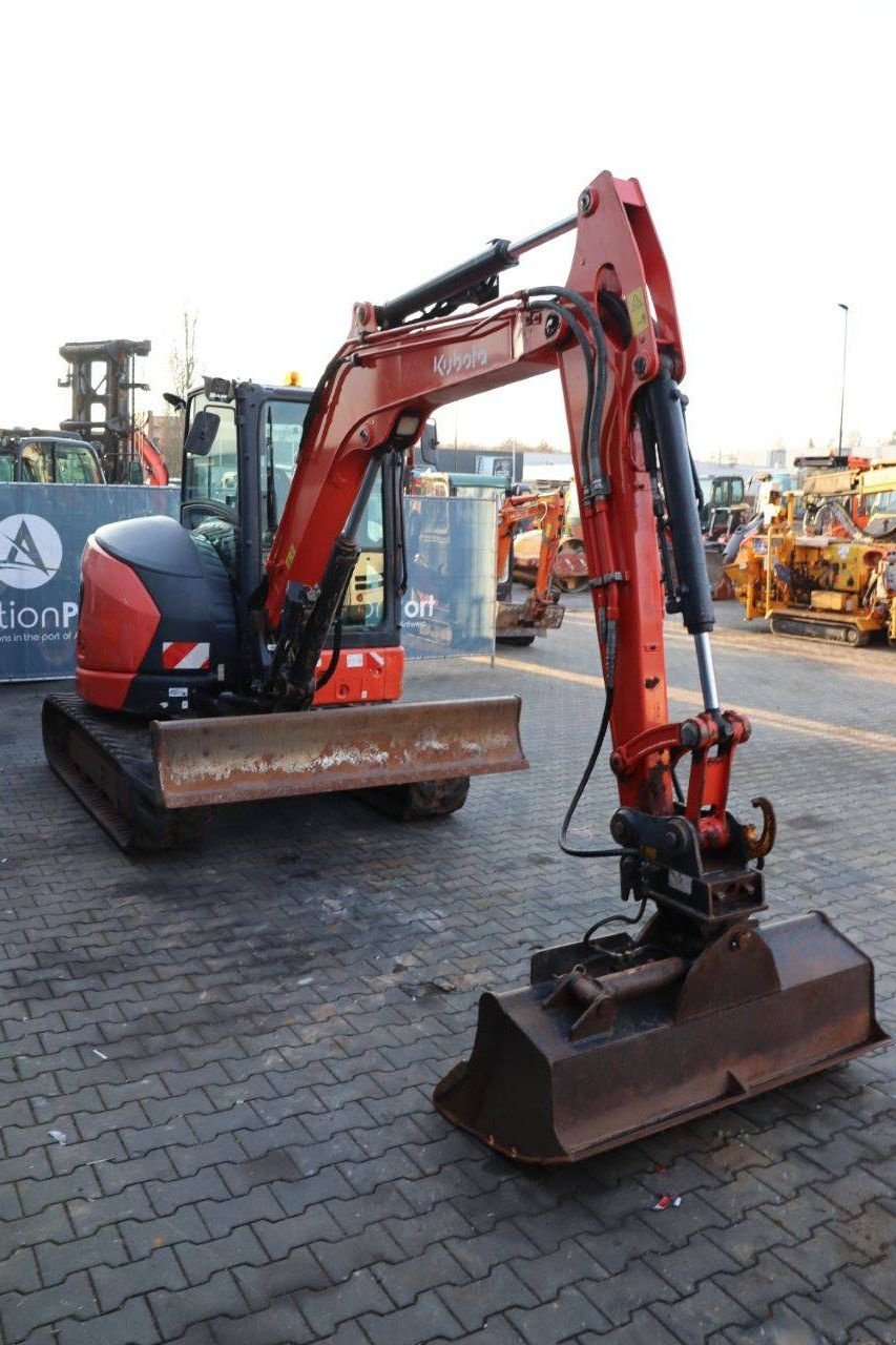 Kettenbagger van het type Kubota U56-5, Gebrauchtmaschine in Antwerpen (Foto 8)