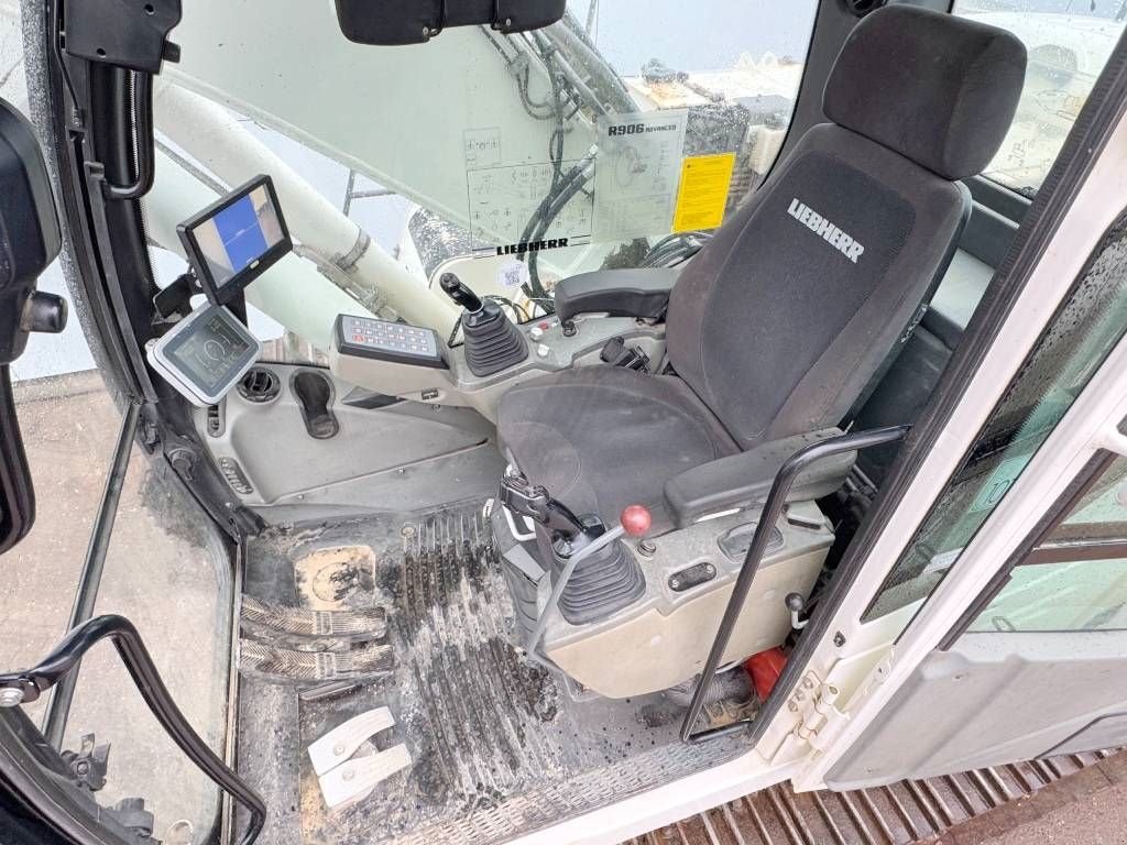 Kettenbagger tip Liebherr R906LC - 2 Buckets Included / Quick Coupler, Gebrauchtmaschine in Veldhoven (Poză 8)