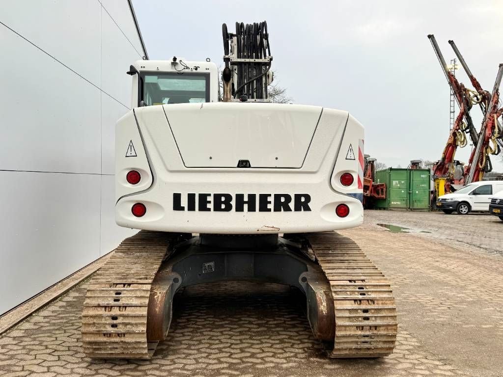 Kettenbagger типа Liebherr R914 Compact - Triple Boom + Extra Attachments, Gebrauchtmaschine в Veldhoven (Фотография 7)