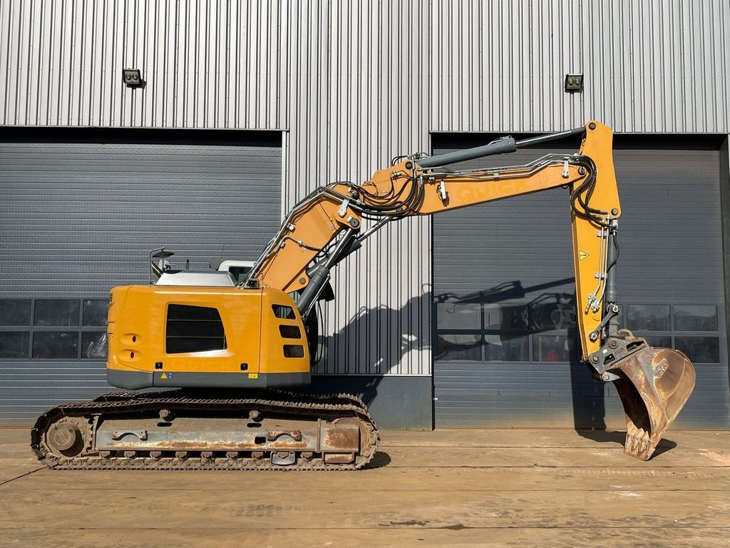 Kettenbagger типа Liebherr R926 Compact, Gebrauchtmaschine в Velddriel (Фотография 7)