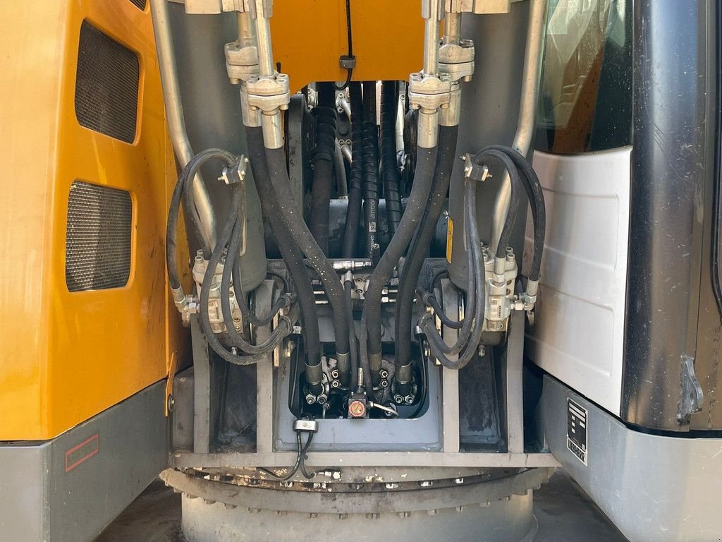 Kettenbagger типа Liebherr R926 Compact, Gebrauchtmaschine в Velddriel (Фотография 11)