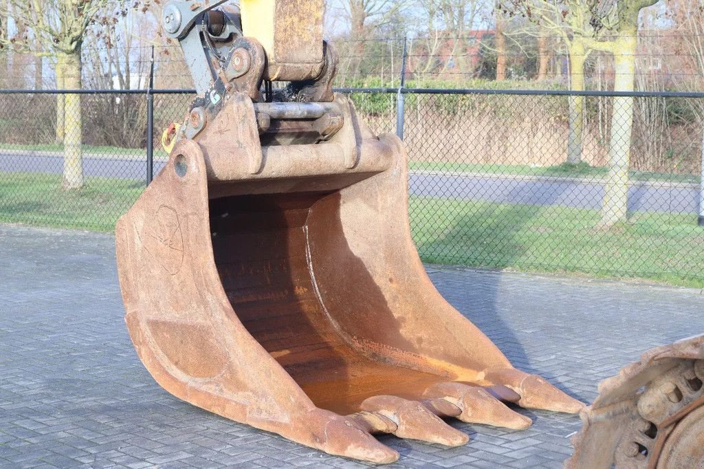 Kettenbagger типа Liebherr R936 LC HAMMER / SHEAR LOW HOURS, Gebrauchtmaschine в Marknesse (Фотография 9)