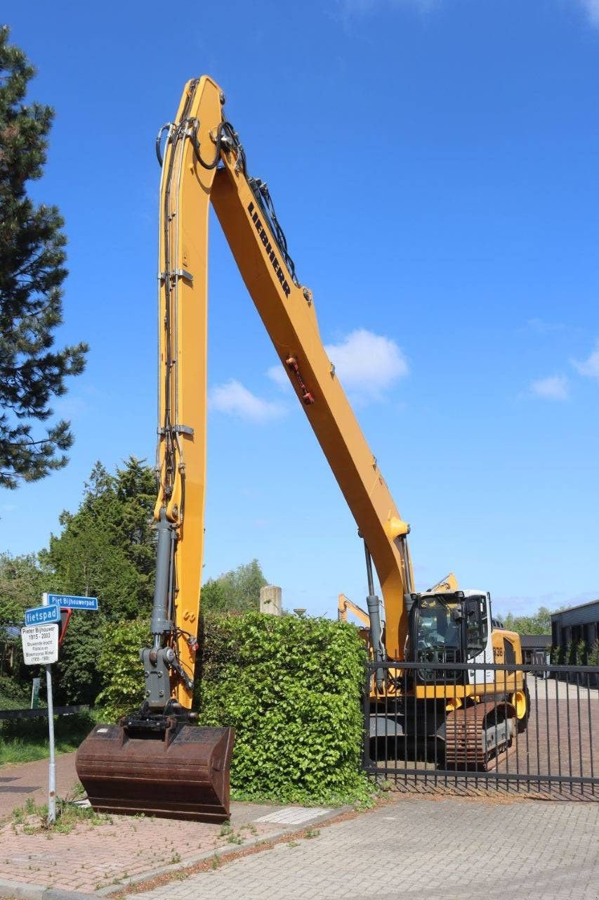 Kettenbagger van het type Liebherr R936 LC, Gebrauchtmaschine in Antwerpen (Foto 5)