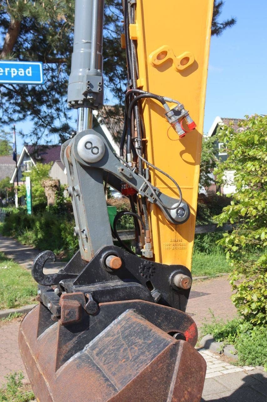 Kettenbagger van het type Liebherr R936 LC, Gebrauchtmaschine in Antwerpen (Foto 9)