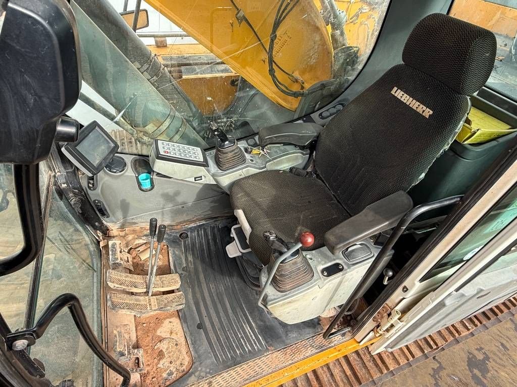 Kettenbagger typu Liebherr R946LC - Automatic Greasing / Rear + Side Camera, Gebrauchtmaschine w Veldhoven (Zdjęcie 9)