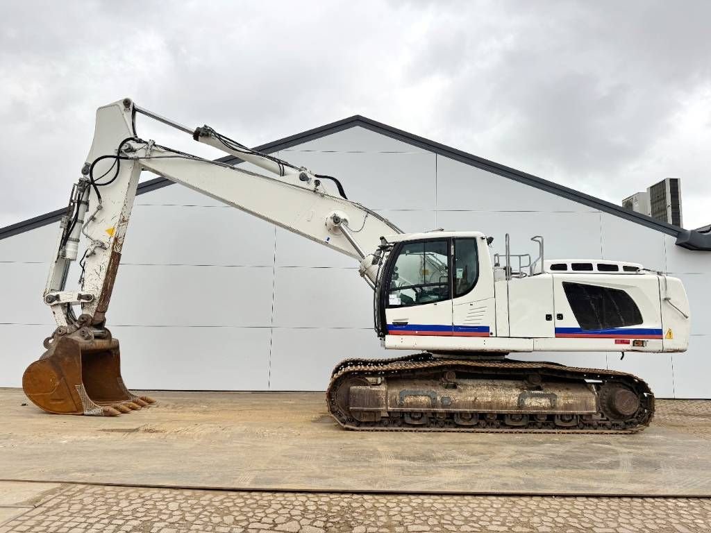 Kettenbagger des Typs Liebherr R946LC - Hammer Lines / Quick Coupler, Gebrauchtmaschine in Veldhoven (Bild 1)