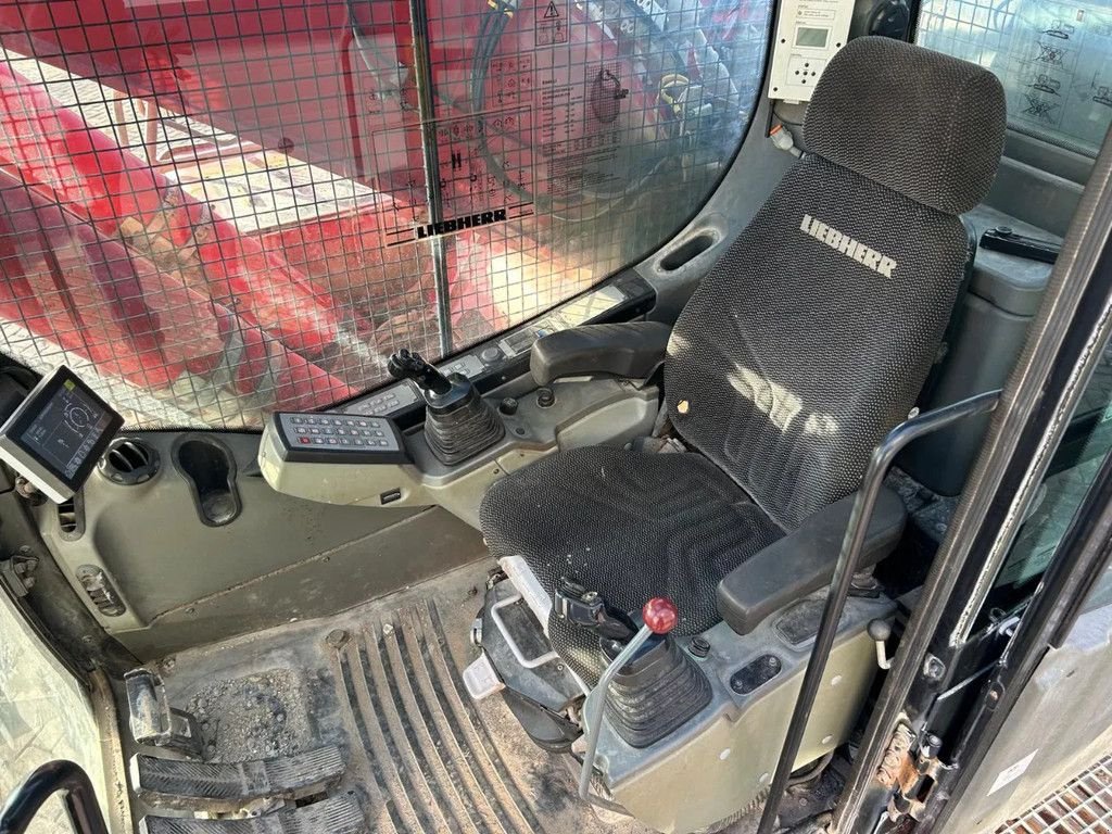 Kettenbagger del tipo Liebherr R946LC, Gebrauchtmaschine In Barneveld (Immagine 7)