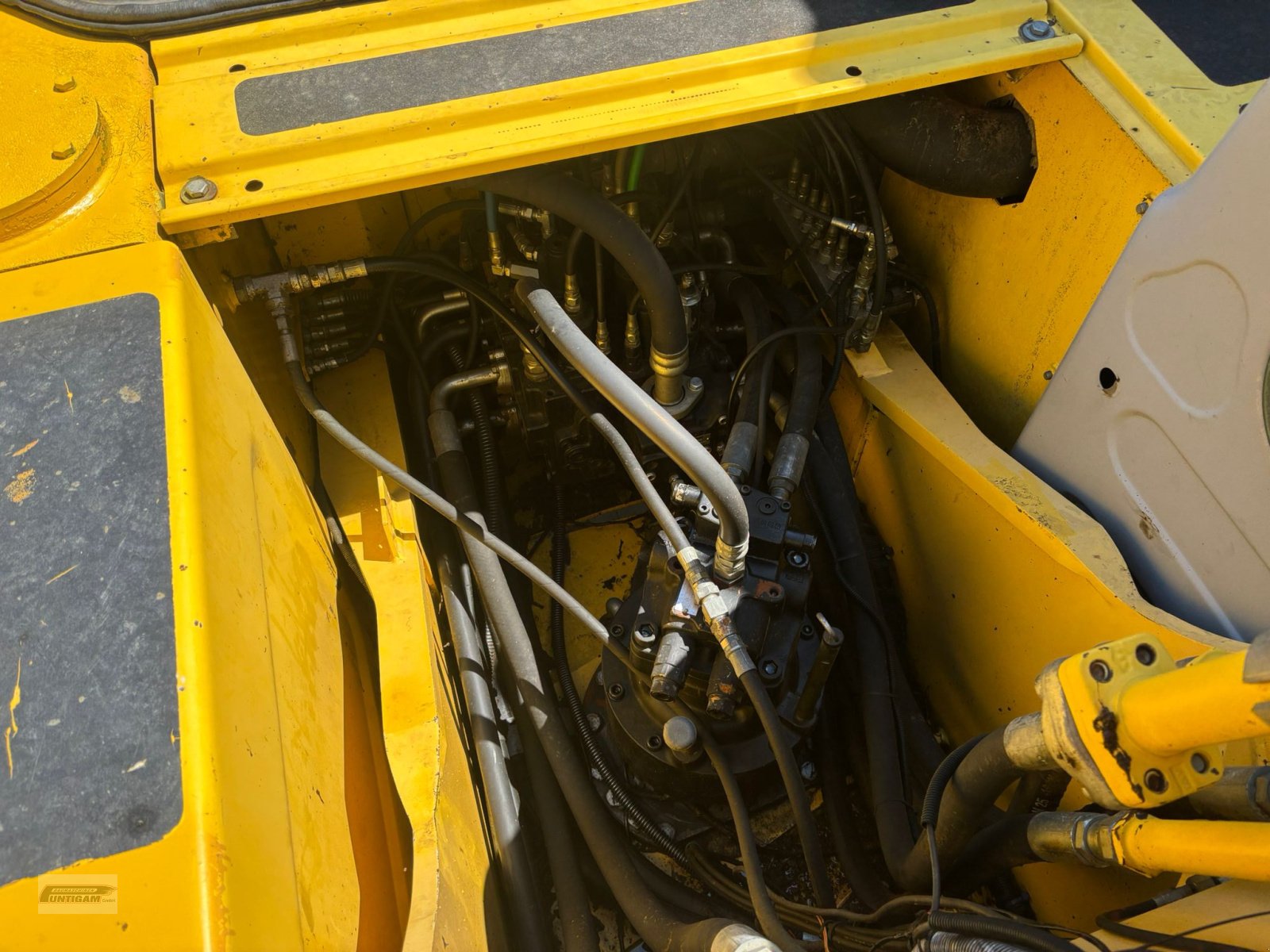 Kettenbagger typu New Holland E 215 B, Gebrauchtmaschine v Deutsch - Goritz (Obrázek 8)