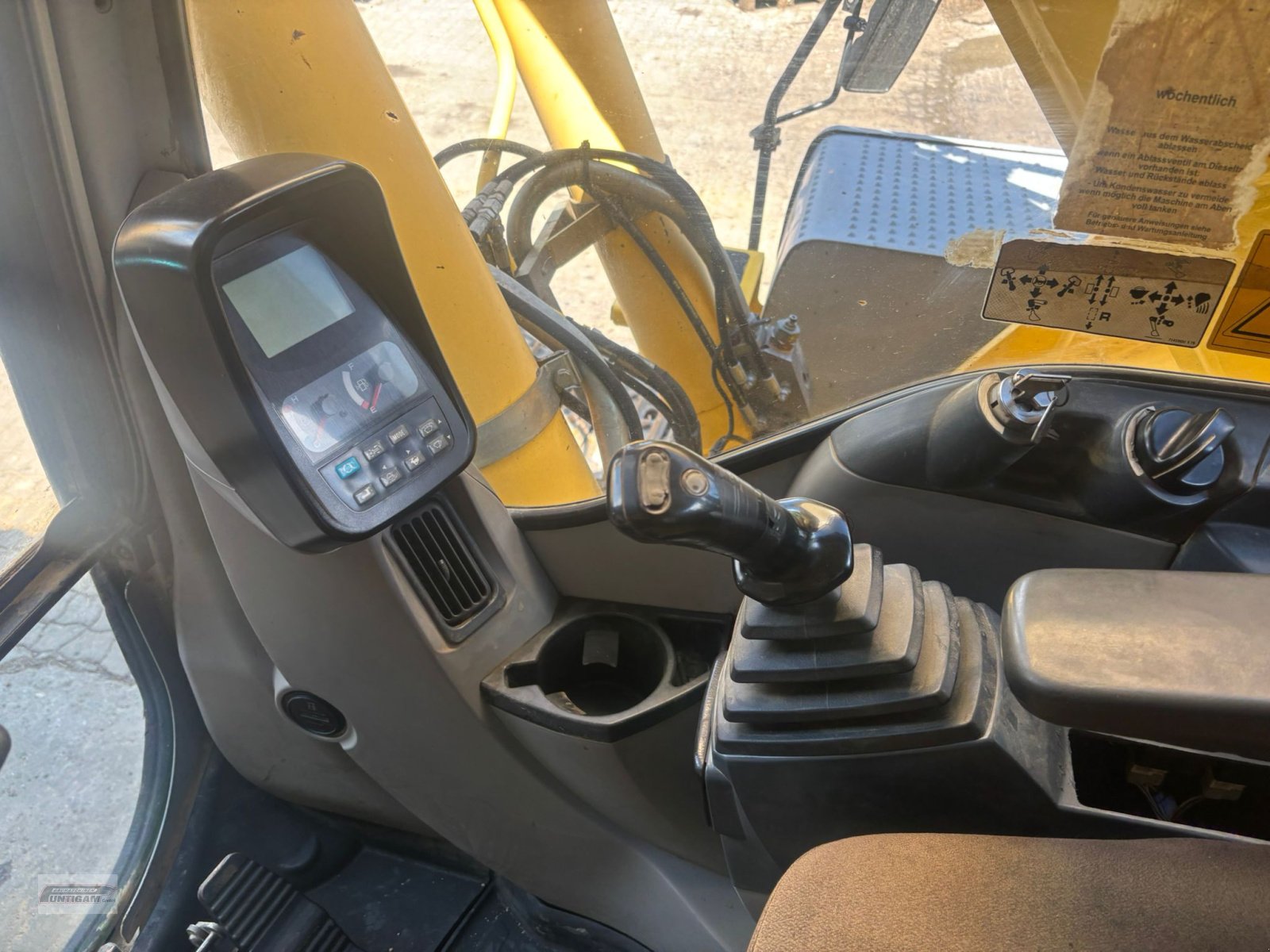 Kettenbagger typu New Holland E 215 B, Gebrauchtmaschine v Deutsch - Goritz (Obrázek 13)