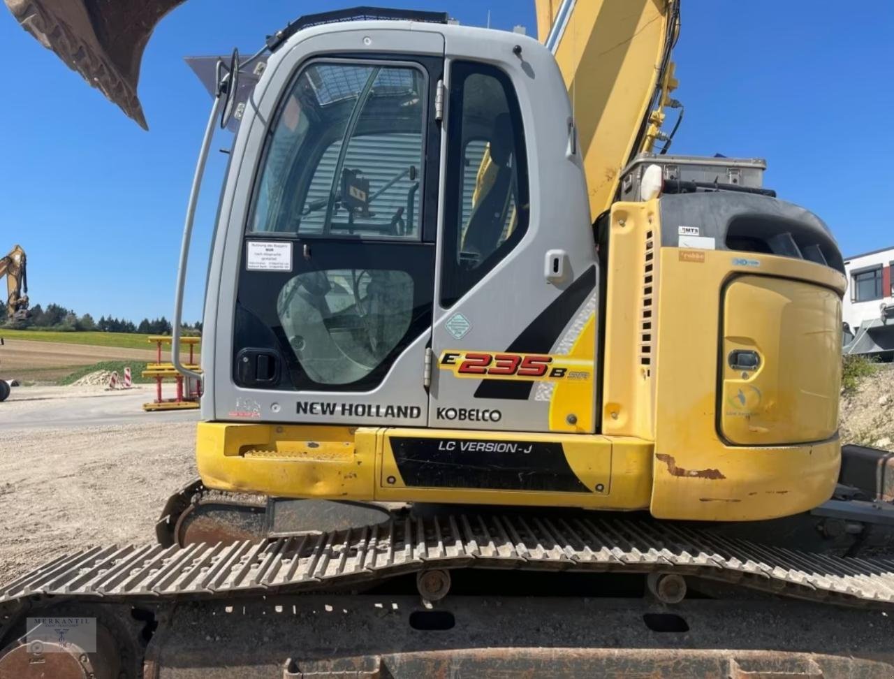 Kettenbagger типа New Holland E 235 B SR Monoblock, Gebrauchtmaschine в Pragsdorf (Фотография 2)