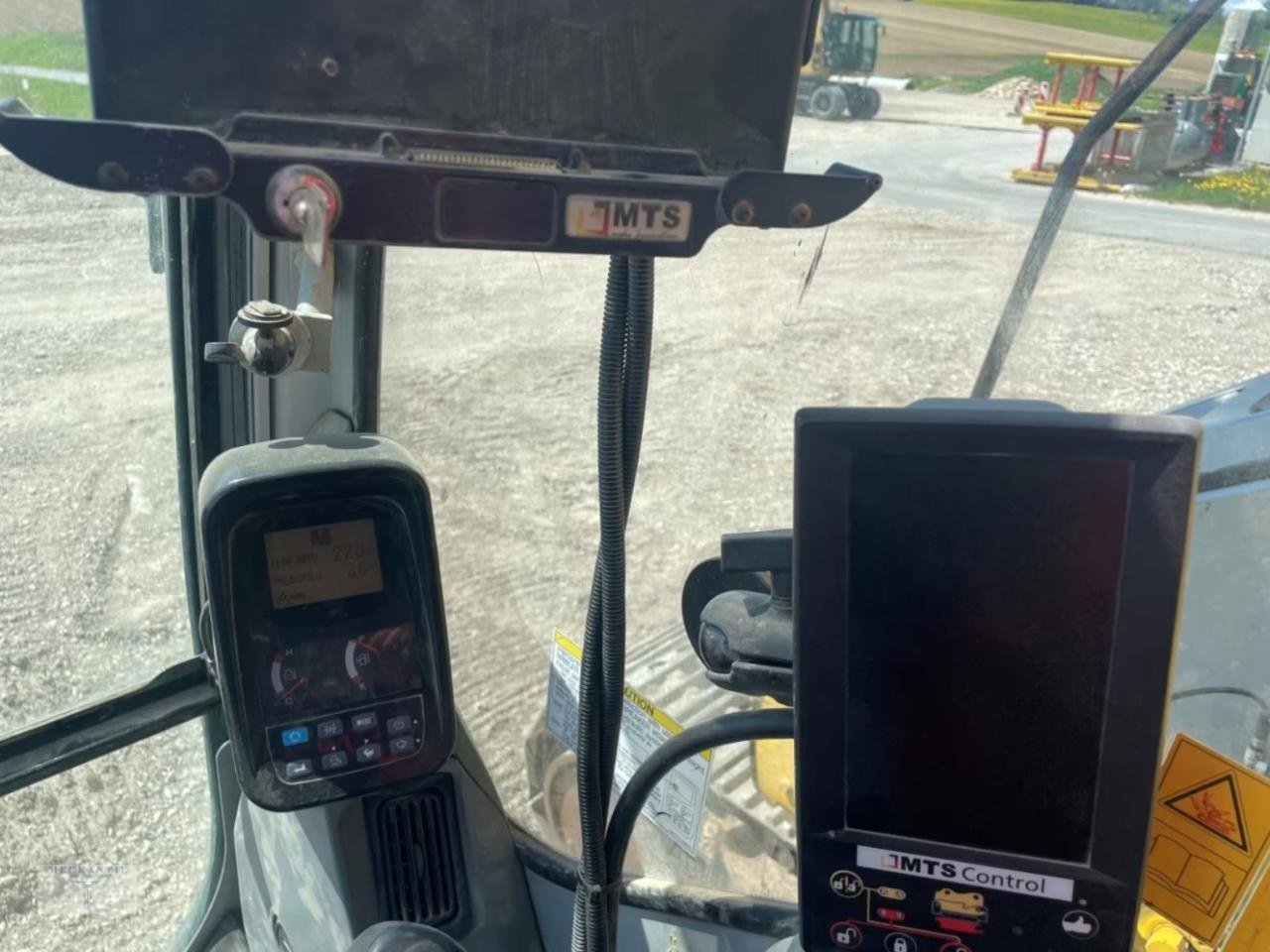 Kettenbagger типа New Holland E 235 B SR Monoblock, Gebrauchtmaschine в Pragsdorf (Фотография 3)