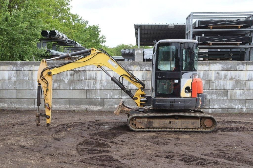 Kettenbagger типа New Holland E50B SR, Gebrauchtmaschine в Antwerpen (Фотография 2)