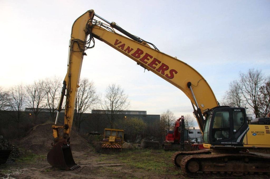 Kettenbagger van het type New Holland Kobelco E 385C, Gebrauchtmaschine in Antwerpen (Foto 10)