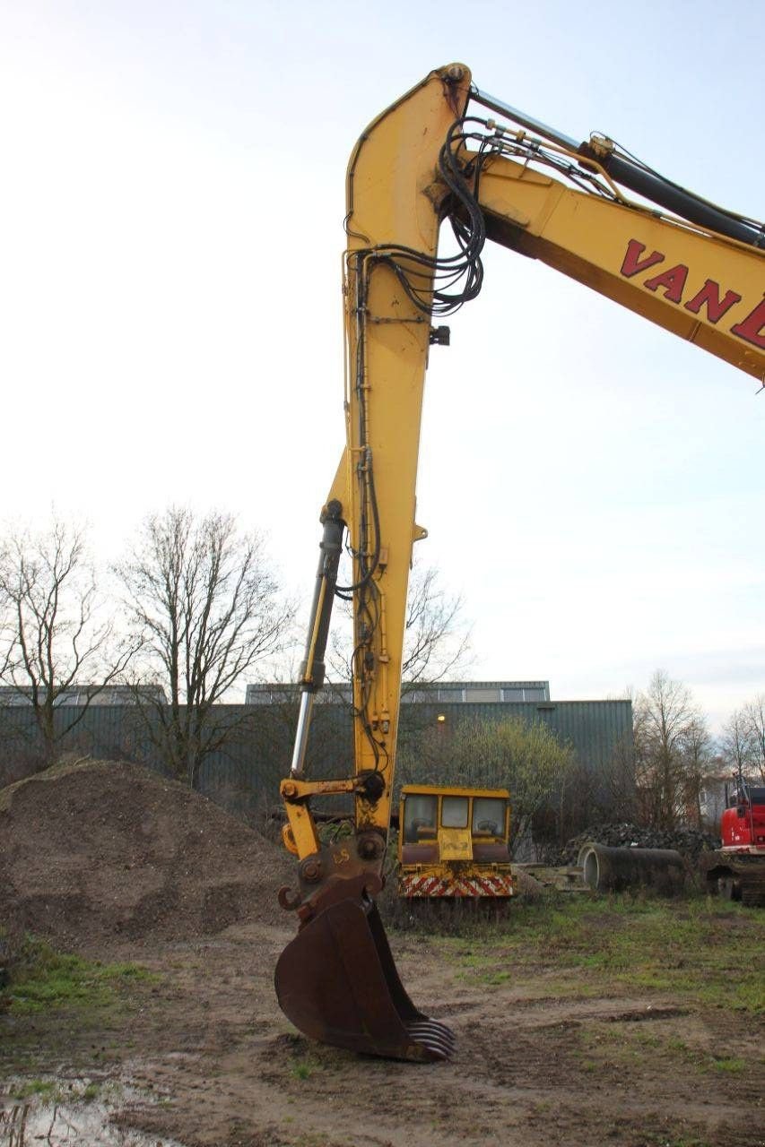 Kettenbagger van het type New Holland Kobelco E 385C, Gebrauchtmaschine in Antwerpen (Foto 11)