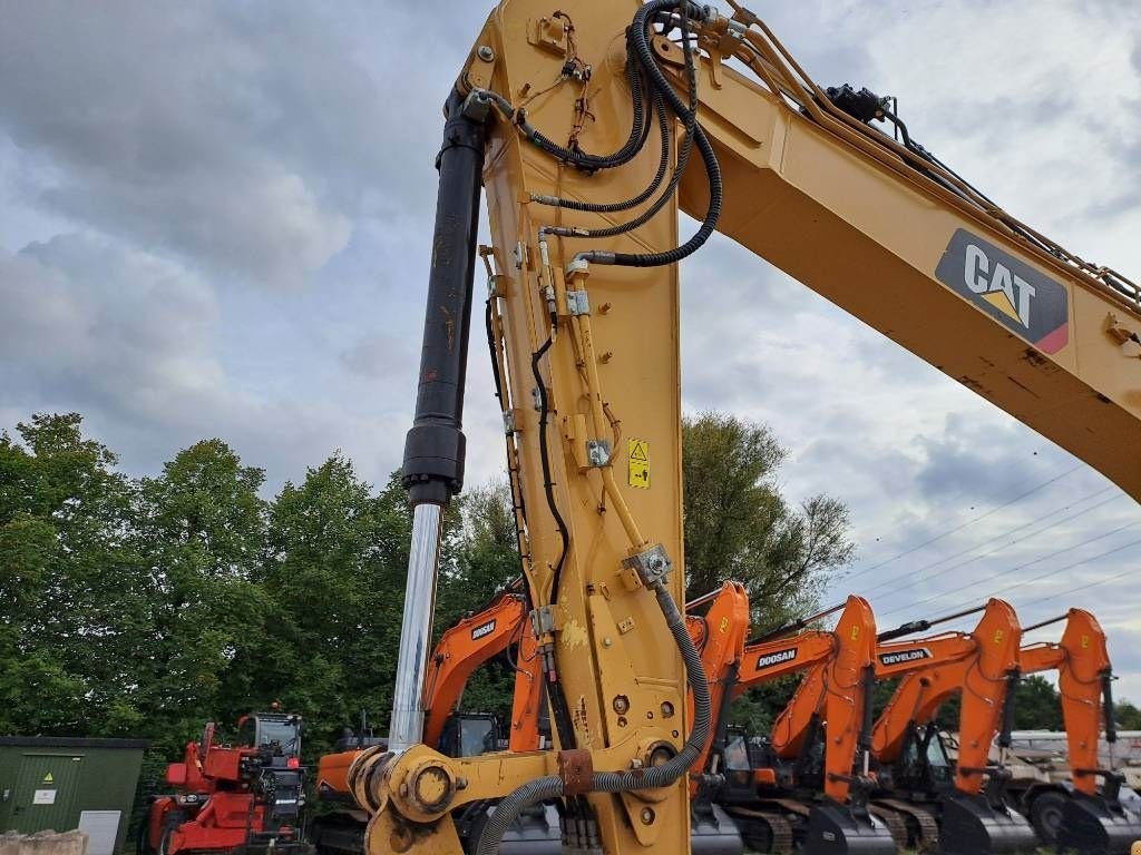 Kettenbagger des Typs Sonstige Cat 320 NG, Gebrauchtmaschine in Stabroek (Bild 9)