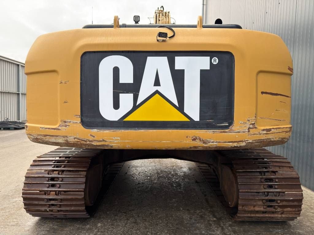 Kettenbagger от тип Sonstige Cat 320D L, Gebrauchtmaschine в Venlo (Снимка 4)