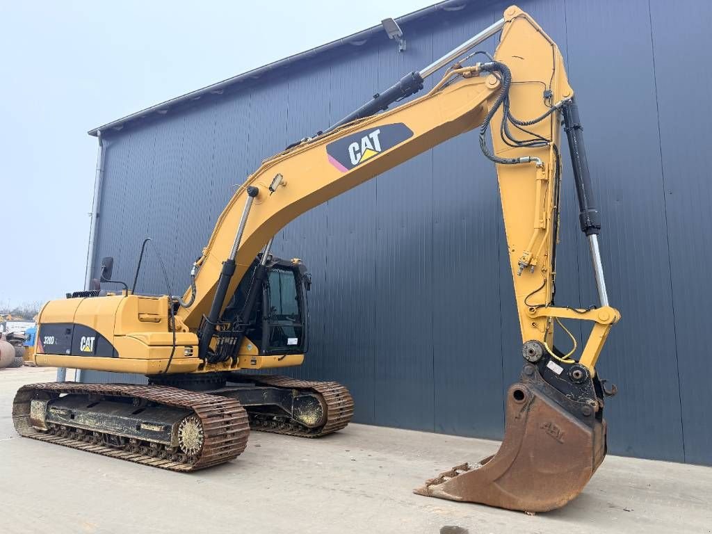 Kettenbagger Türe ait Sonstige Cat 320D L, Gebrauchtmaschine içinde Venlo (resim 3)