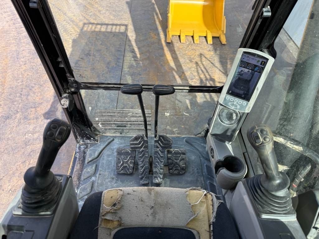 Kettenbagger типа Sonstige Cat 320EL - New Original Bucket / German Machine, Gebrauchtmaschine в Veldhoven (Фотография 10)