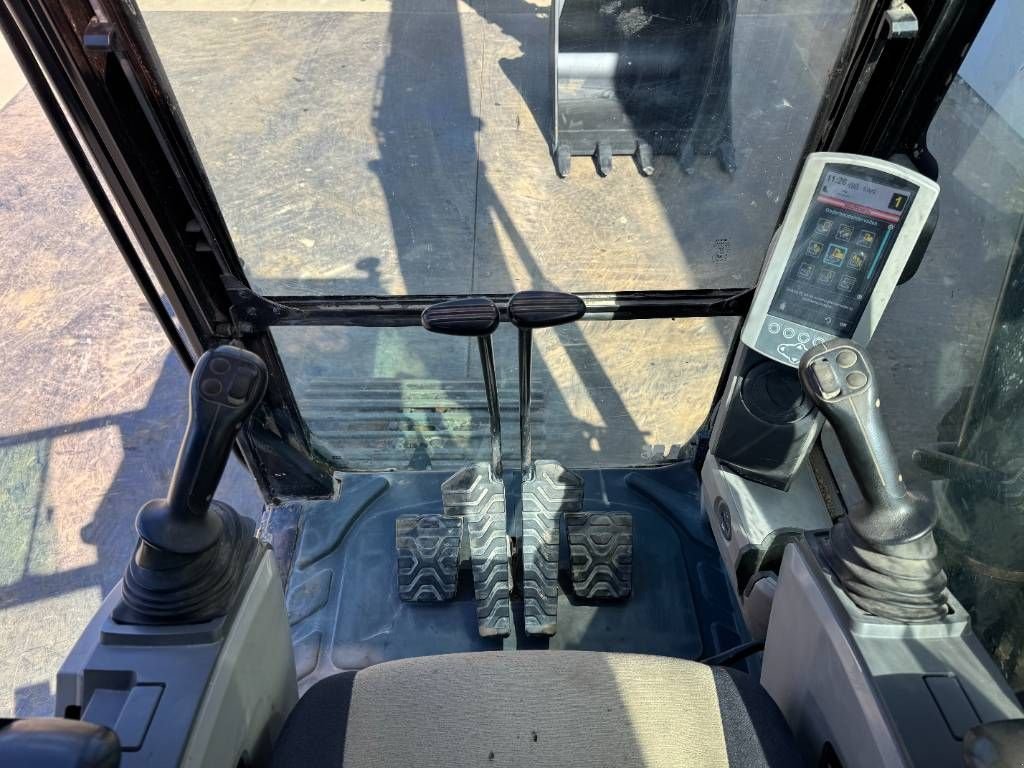 Kettenbagger a típus Sonstige Cat 320FL - Automatic Greasing / Camera, Gebrauchtmaschine ekkor: Veldhoven (Kép 10)