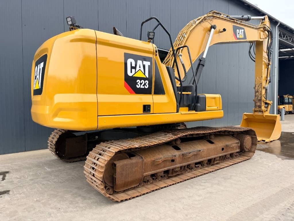 Kettenbagger of the type Sonstige Cat 323 07A, Gebrauchtmaschine in Venlo (Picture 4)