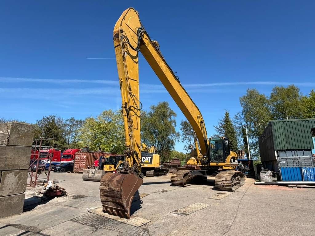 Kettenbagger des Typs Sonstige Cat 325 D, Gebrauchtmaschine in Wijdewormer (Bild 4)