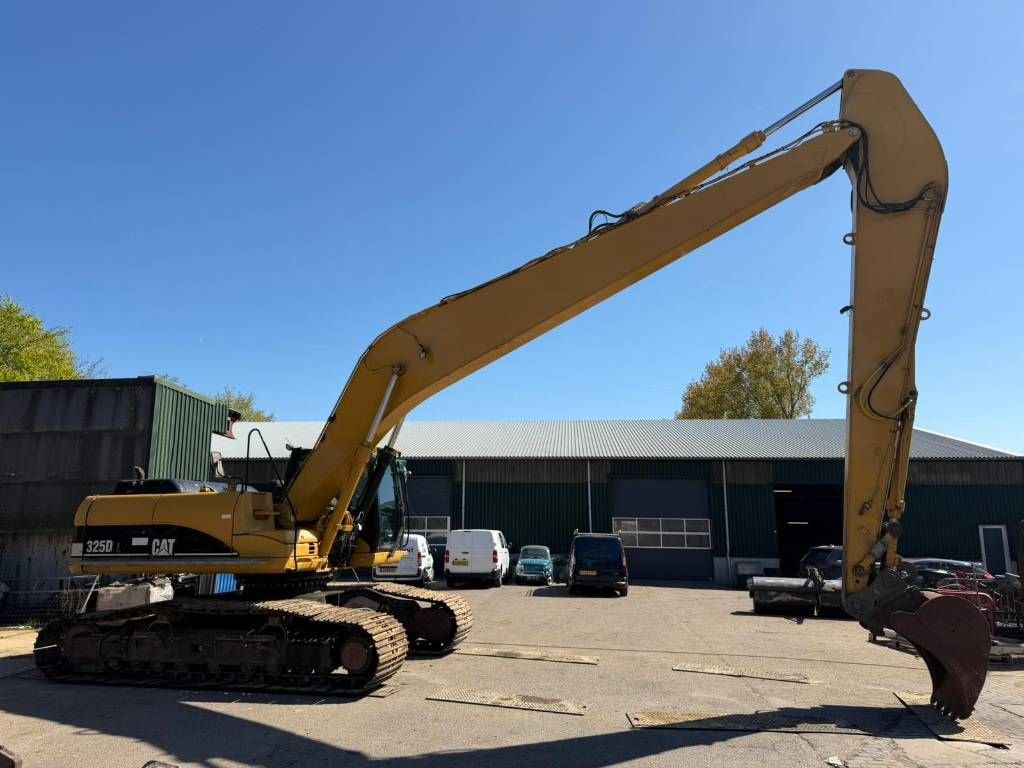 Kettenbagger des Typs Sonstige Cat 325 D, Gebrauchtmaschine in Wijdewormer (Bild 7)