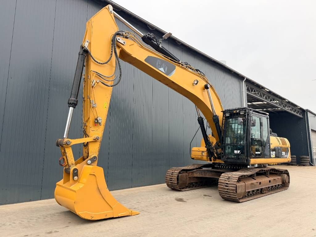 Kettenbagger des Typs Sonstige Cat 329D LN, Gebrauchtmaschine in Venlo (Bild 1)