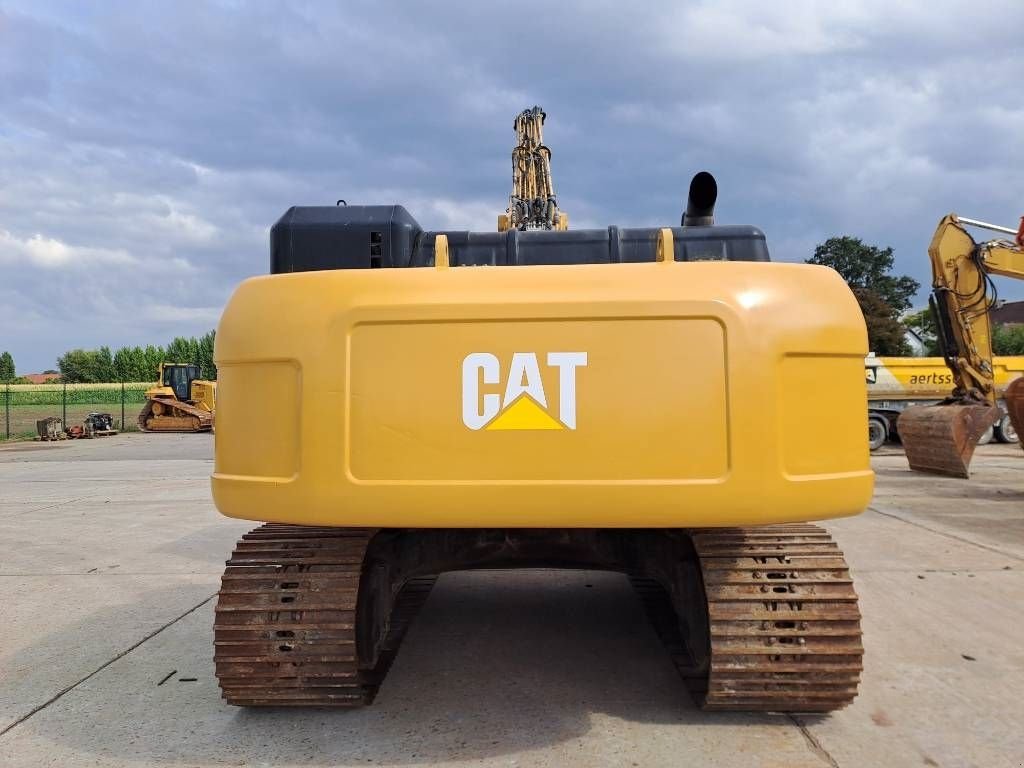 Kettenbagger typu Sonstige Cat 330 DL UHD (21m UHD + standard boom), Gebrauchtmaschine w Stabroek (Zdjęcie 4)