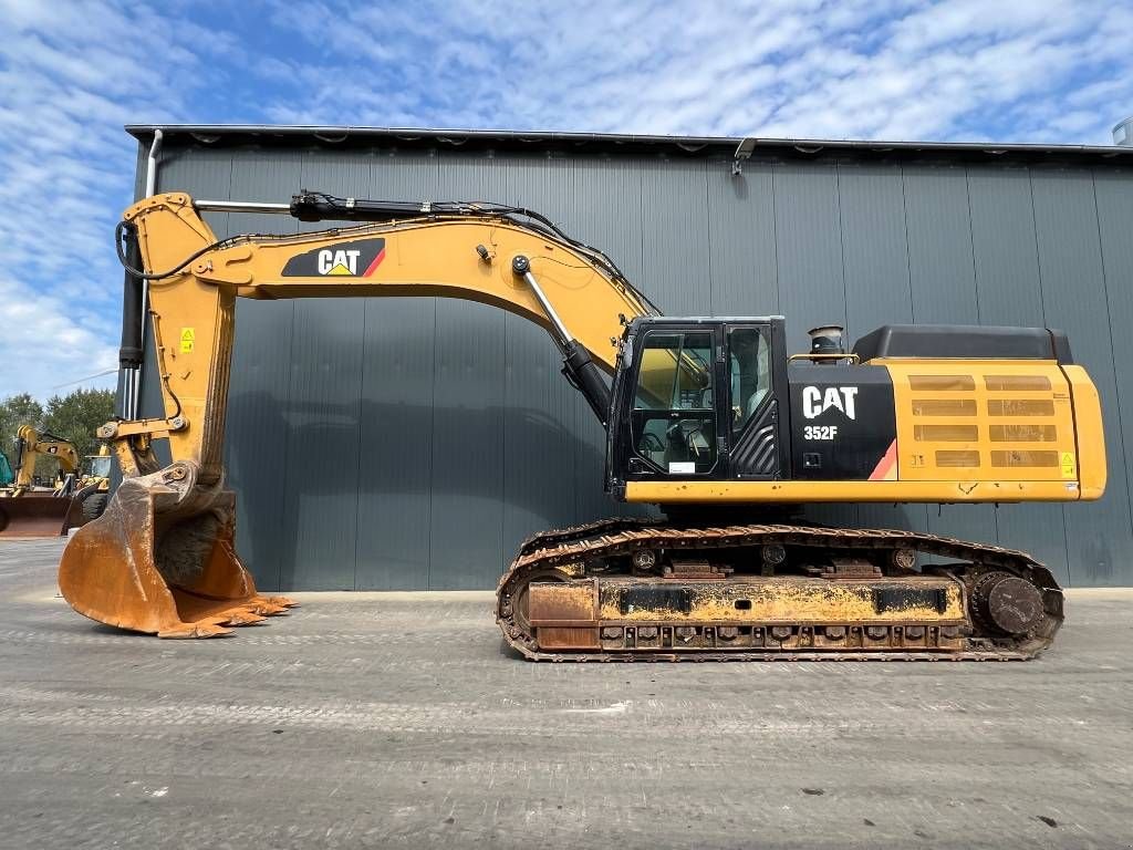 Kettenbagger des Typs Sonstige Cat 352F, Gebrauchtmaschine in Venlo (Bild 2)