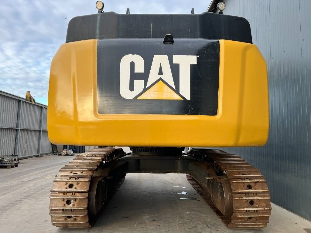 Kettenbagger от тип Sonstige Cat 352FL ME, Gebrauchtmaschine в Venlo (Снимка 4)