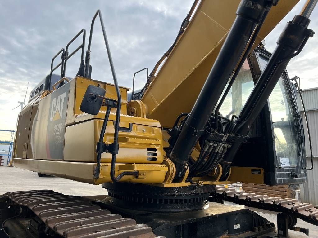 Kettenbagger от тип Sonstige Cat 352FL ME, Gebrauchtmaschine в Venlo (Снимка 11)