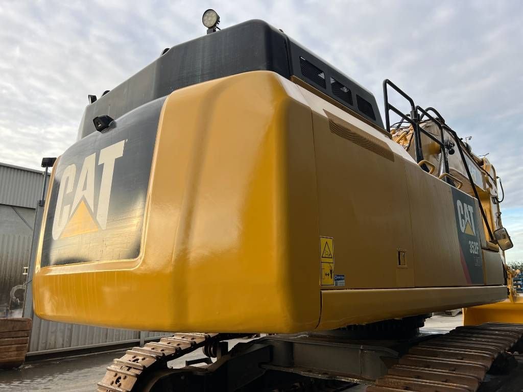 Kettenbagger of the type Sonstige Cat 352FL ME, Gebrauchtmaschine in Venlo (Picture 7)