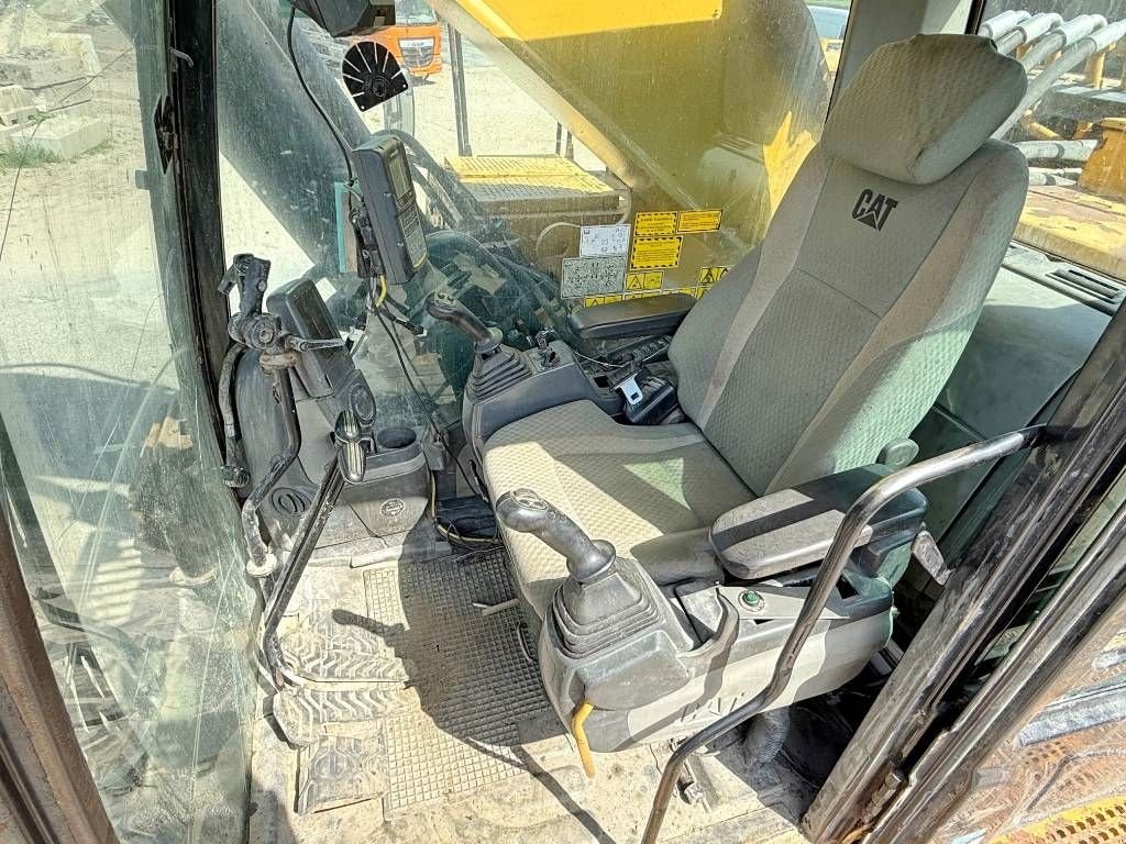 Kettenbagger типа Sonstige Cat 374DL ME Automatic Greasing / Parking Heater, Gebrauchtmaschine в Veldhoven (Фотография 9)