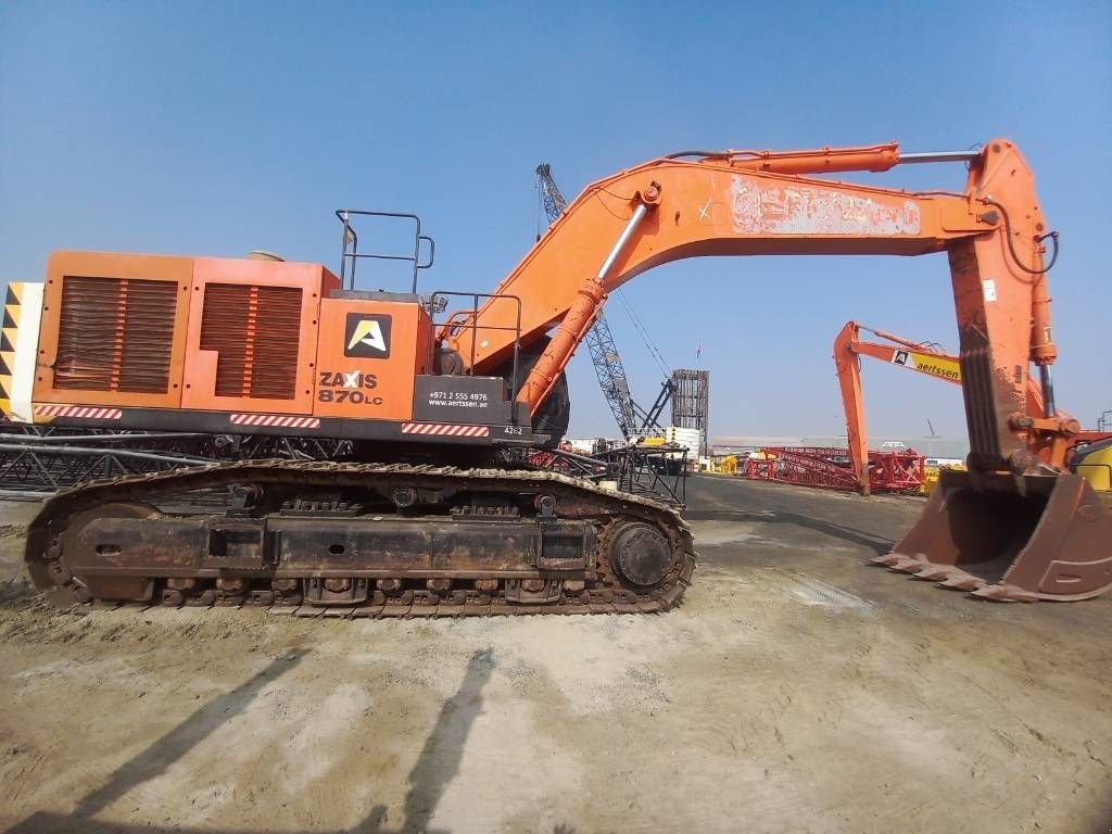 Kettenbagger of the type Sonstige Cat ZX870-5G (Medium Reach 14m in Abu Dhabi), Gebrauchtmaschine in Stabroek (Picture 4)