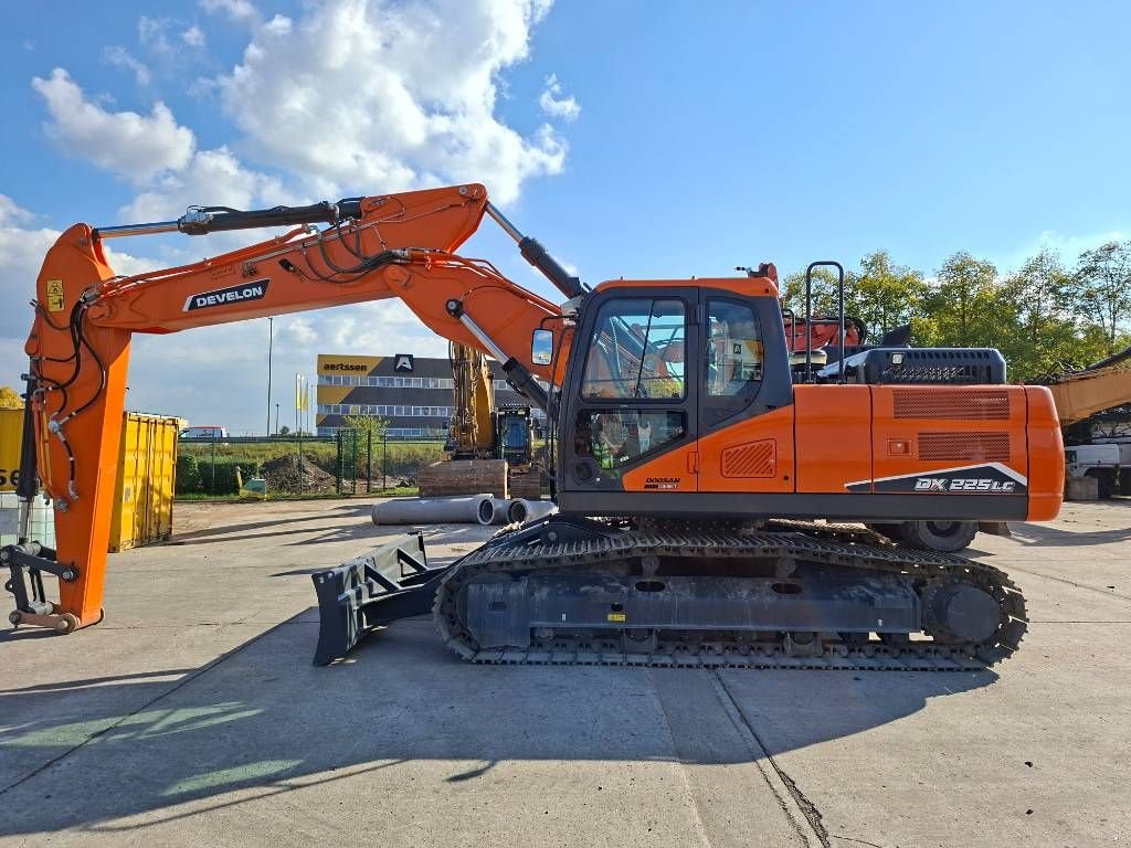 Kettenbagger a típus Sonstige Develon DX225LC-7, Neumaschine ekkor: Stabroek (Kép 1)