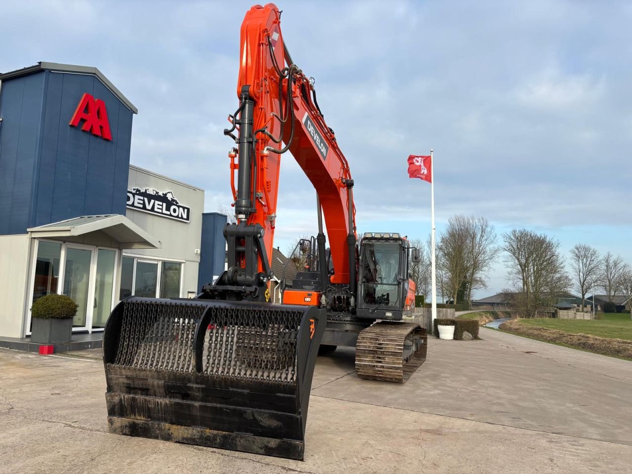 Kettenbagger des Typs Sonstige Develon DX300LC-7, Gebrauchtmaschine in Arum (Bild 3)