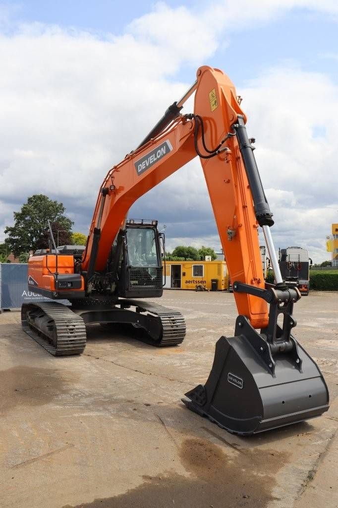 Kettenbagger typu Sonstige DX225LC-7M, Neumaschine w Antwerpen (Zdjęcie 9)