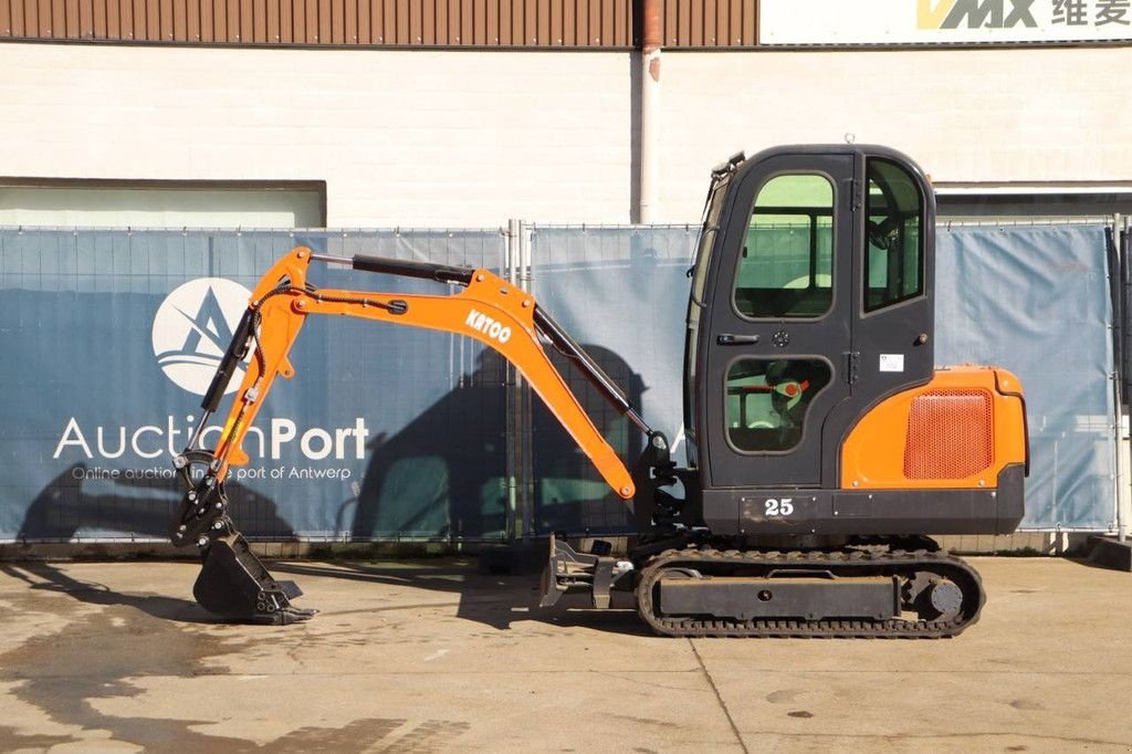 Kettenbagger of the type Sonstige Katco 25, Neumaschine in Antwerpen (Picture 2)