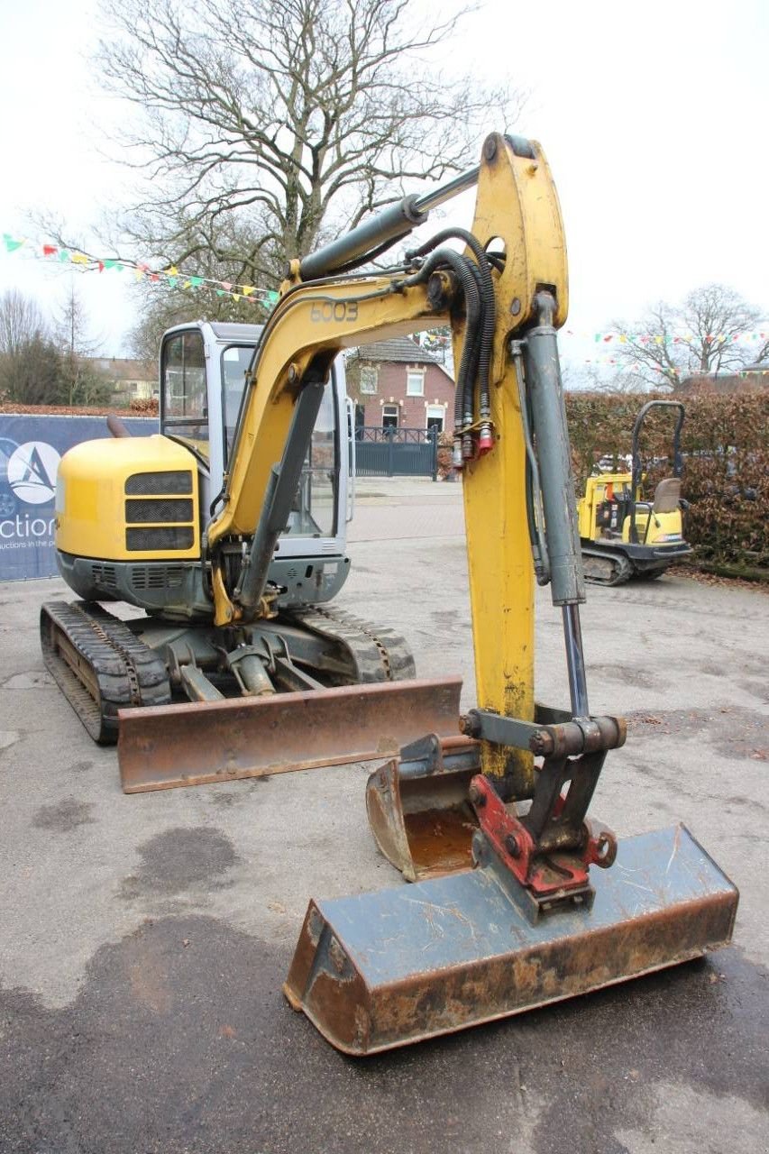 Kettenbagger typu Sonstige Neuson 6003 RD, Gebrauchtmaschine w Antwerpen (Zdjęcie 7)