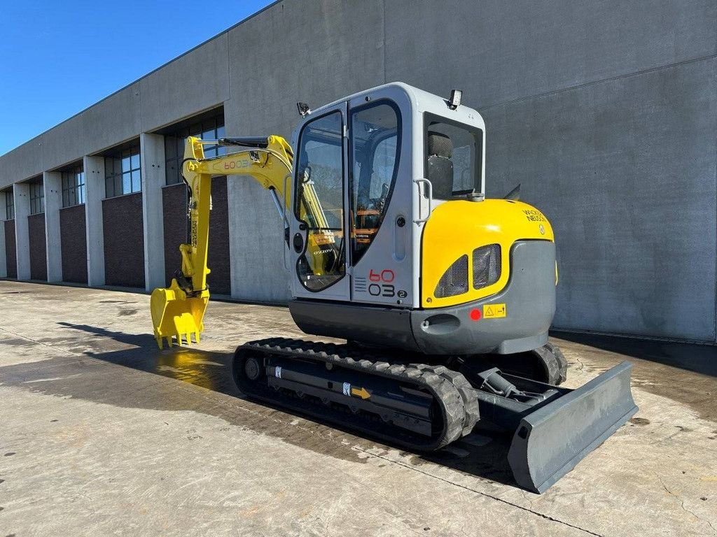 Kettenbagger du type Sonstige Neuson 6003, Gebrauchtmaschine en Antwerpen (Photo 7)