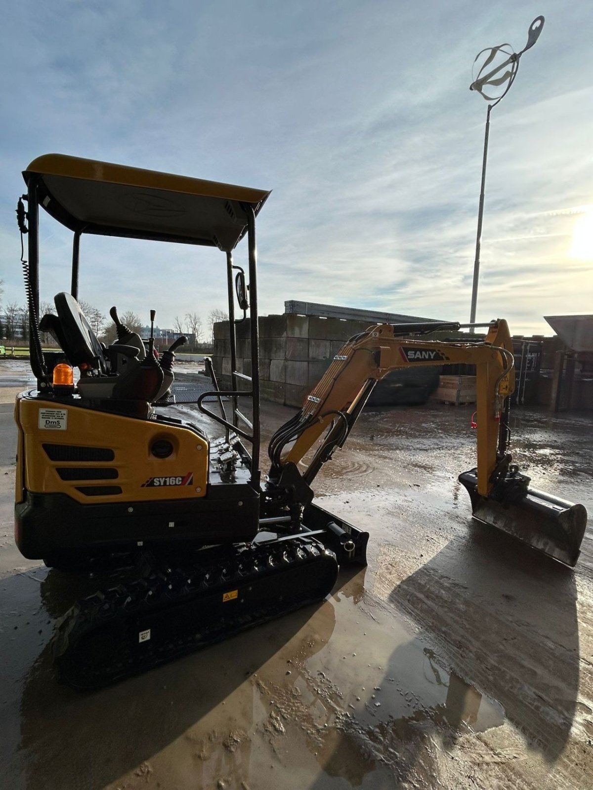 Kettenbagger типа Sonstige SANY SY16C, Gebrauchtmaschine в Voorhout (Фотография 9)