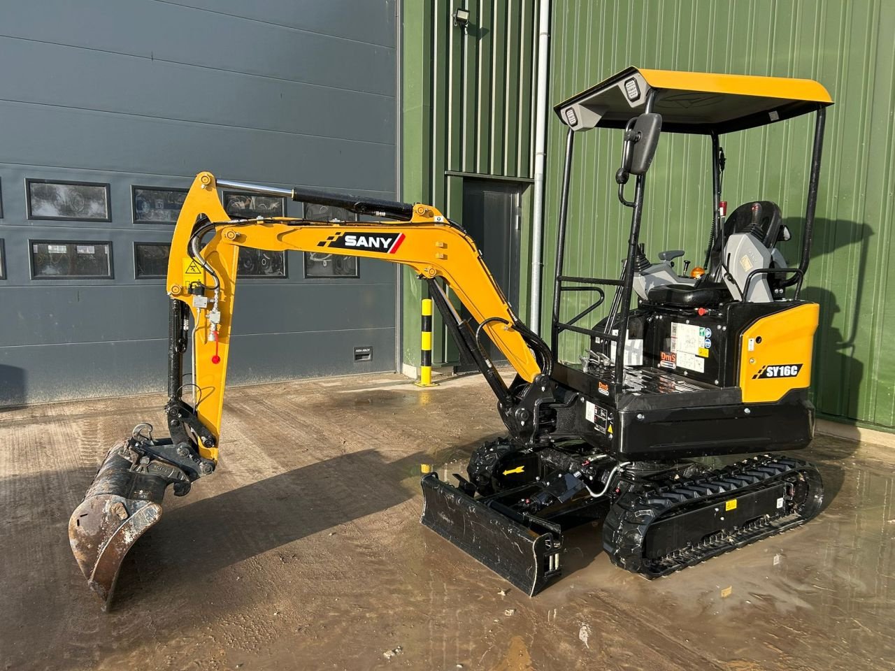 Kettenbagger типа Sonstige SANY SY16C, Gebrauchtmaschine в Voorhout (Фотография 1)