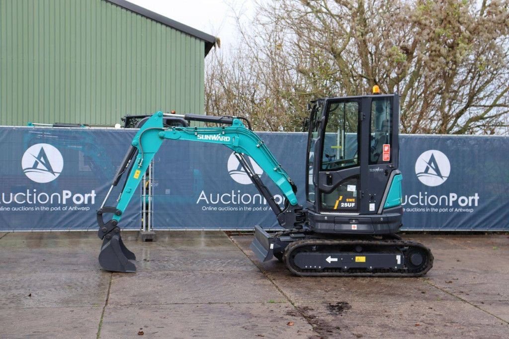 Kettenbagger типа Sunward SWE 25UF, Gebrauchtmaschine в Antwerpen (Фотография 1)