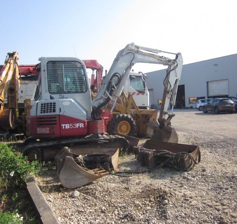 Kettenbagger του τύπου Takeuchi TB 53 FR, Gebrauchtmaschine σε CHAPONOST (Φωτογραφία 5)