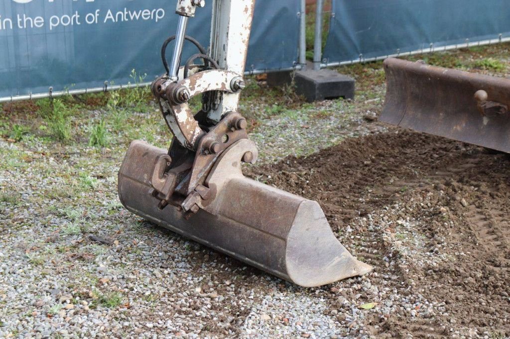 Kettenbagger des Typs Takeuchi TB016, Gebrauchtmaschine in Antwerpen (Bild 11)