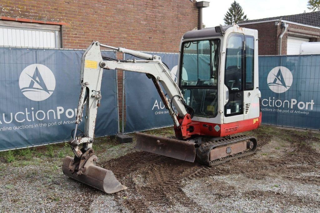 Kettenbagger des Typs Takeuchi TB016, Gebrauchtmaschine in Antwerpen (Bild 10)