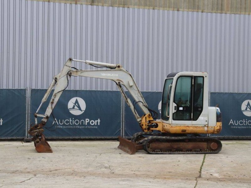Kettenbagger des Typs Takeuchi TB145, Gebrauchtmaschine in Antwerpen (Bild 1)