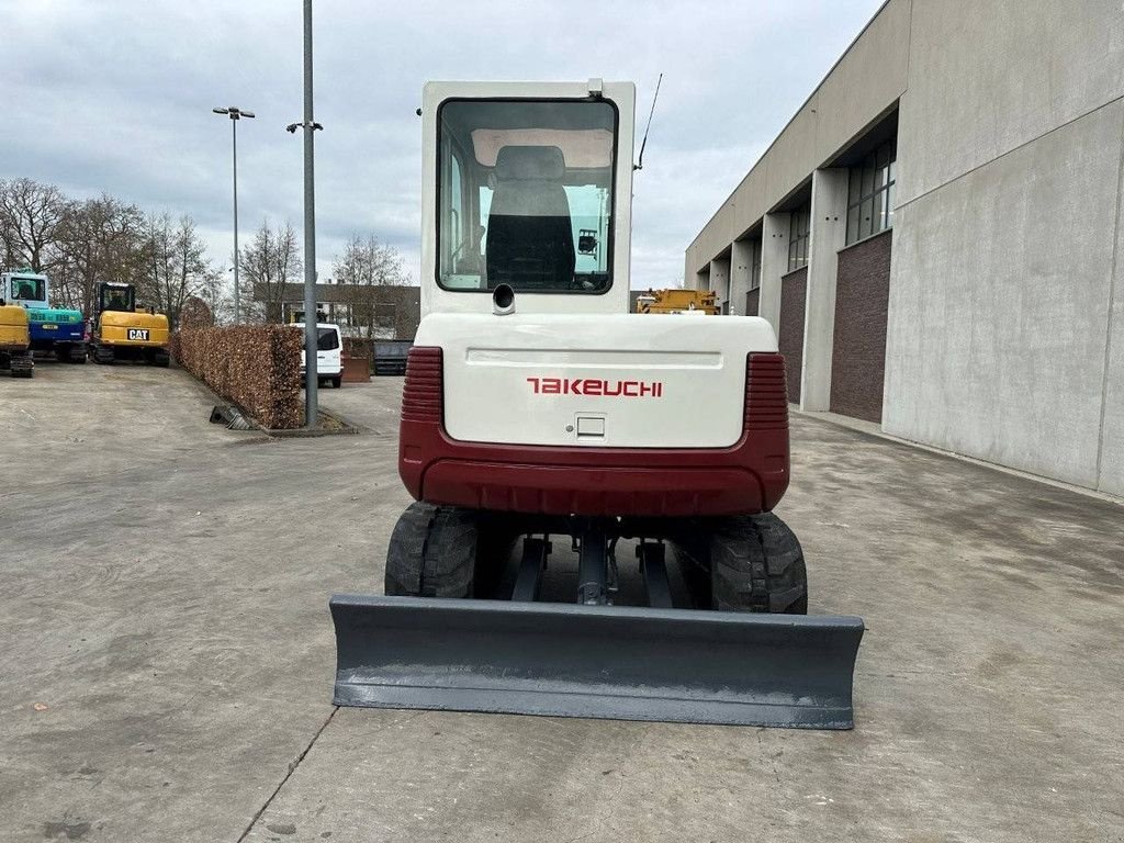 Kettenbagger Türe ait Takeuchi TB145C, Gebrauchtmaschine içinde Antwerpen (resim 5)